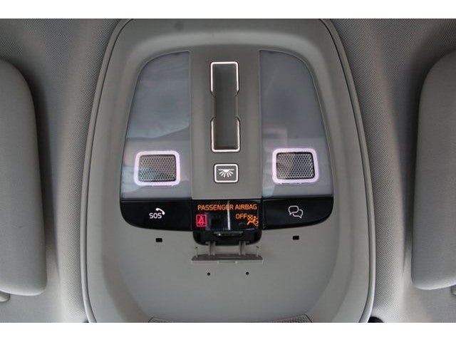 2024 Volvo S60 B5 Plus Dark Theme