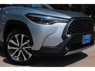 2024 Toyota Corolla Cross XLE