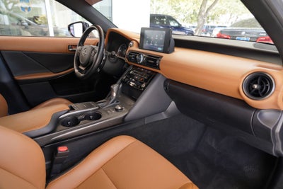 2024 Lexus IS 350 F SPORT Design