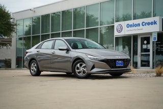 2023 Hyundai Elantra SE