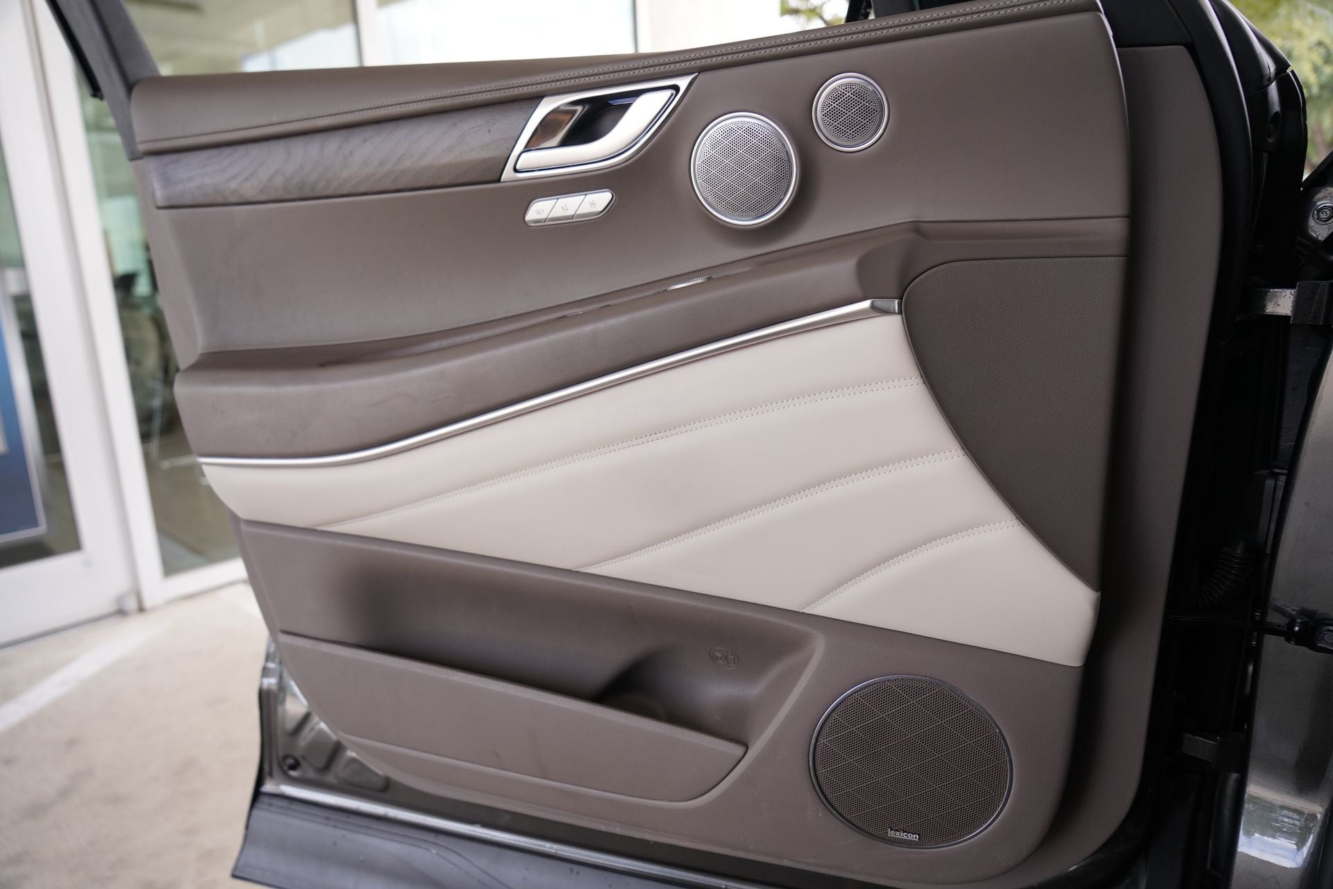 2024 Genesis GV80 2.5T
