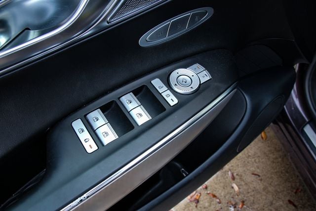 2022 Genesis GV70 2.5T