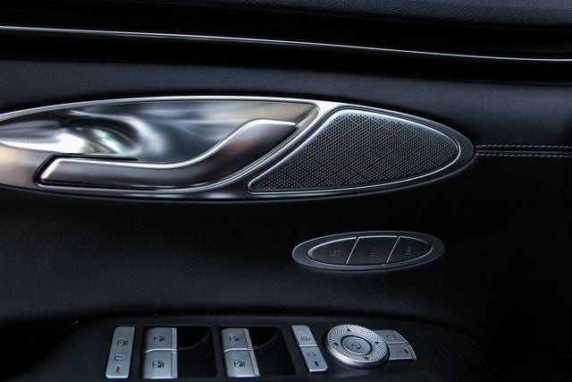 2022 Genesis GV70 2.5T