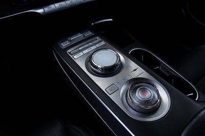 2022 Genesis GV70 2.5T