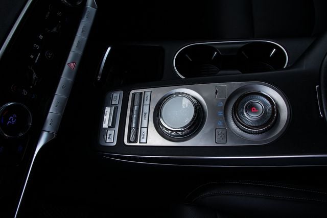 2022 Genesis GV70 2.5T