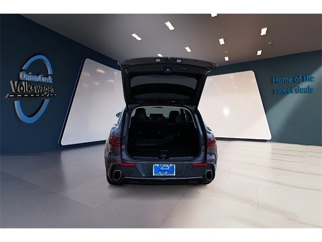 2022 Genesis GV70 2.5T