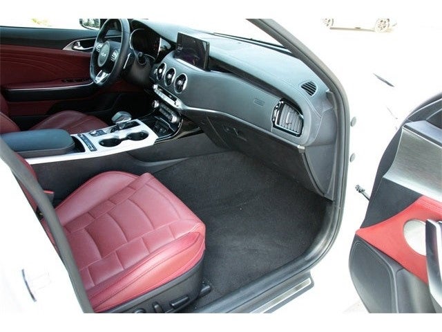 2023 Kia Stinger GT2