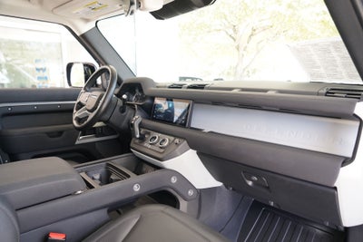 2023 Land Rover Defender 110 SE