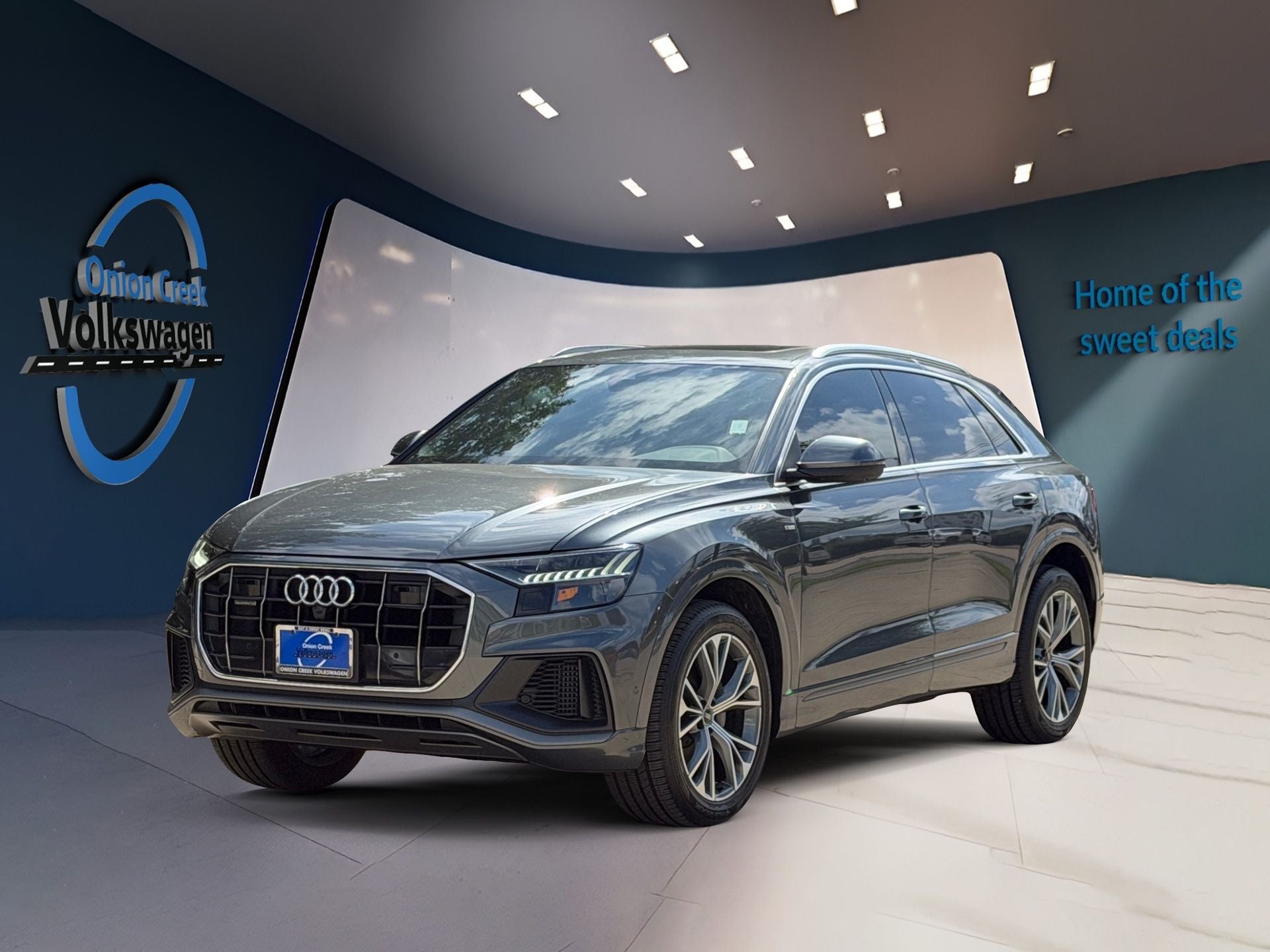 2021 Audi Q8 55 Premium Plus quattro