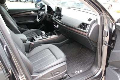 2023 Audi Q5 45 S line Premium quattro