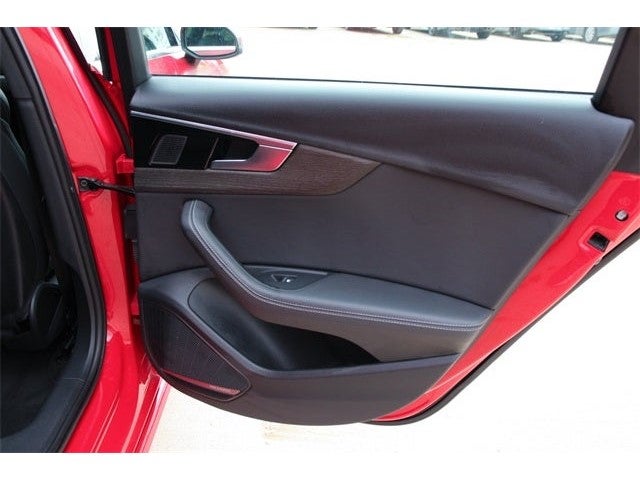 2023 Audi A4 45 S line Premium Plus quattro