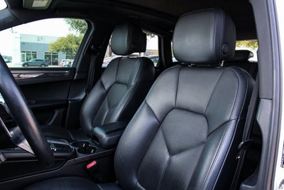 2020 Porsche Macan S