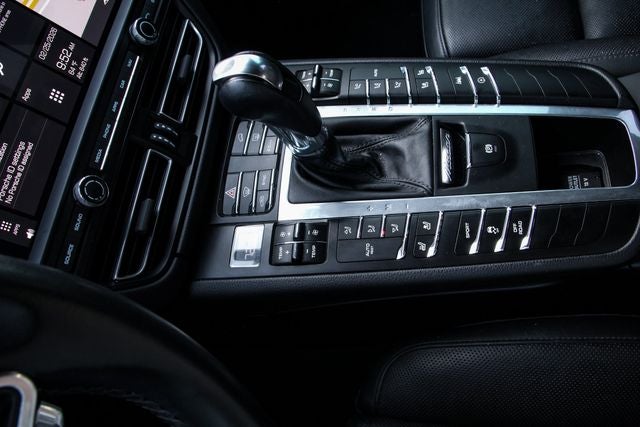 2020 Porsche Macan S