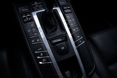 2020 Porsche Macan S