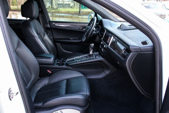 2020 Porsche Macan S