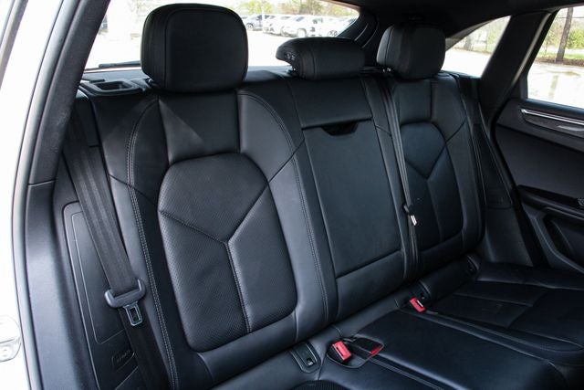 2020 Porsche Macan S