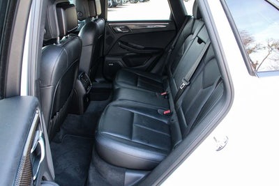 2020 Porsche Macan S