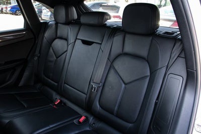 2020 Porsche Macan S