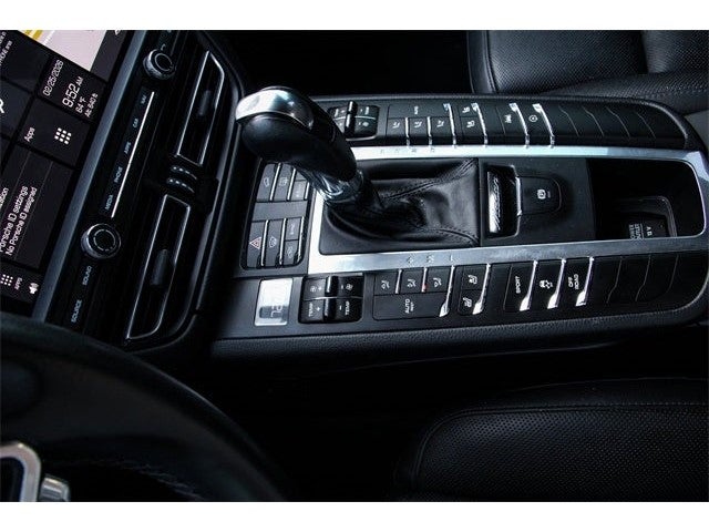 2020 Porsche Macan S