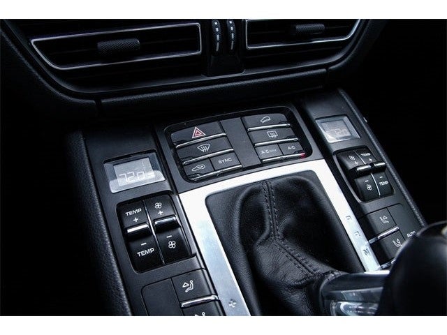 2020 Porsche Macan S