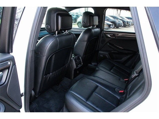 2020 Porsche Macan S