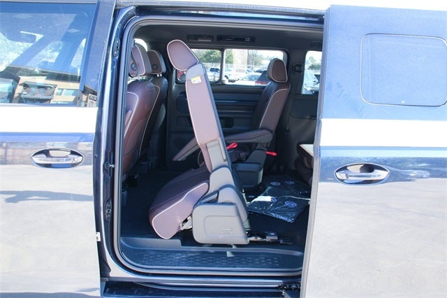 2025 Volkswagen ID. Buzz Pro S Plus