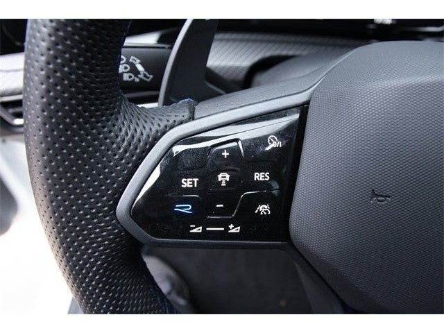 2024 Volkswagen Golf R 2.0T