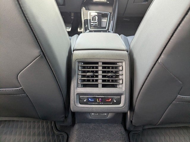 2026 Volkswagen Golf R 2.0T