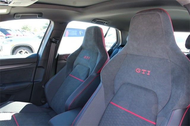 2026 Volkswagen Golf GTI 2.0T SE