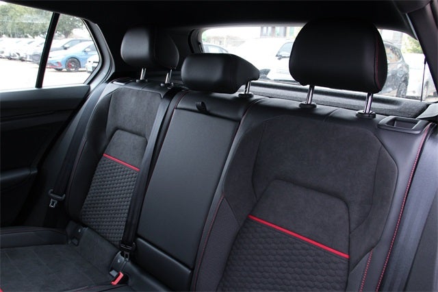 2026 Volkswagen Golf GTI 2.0T SE