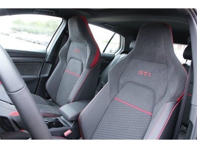 2026 Volkswagen Golf GTI 2.0T SE