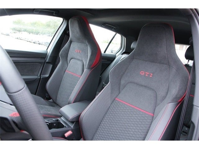 2026 Volkswagen Golf GTI 2.0T SE