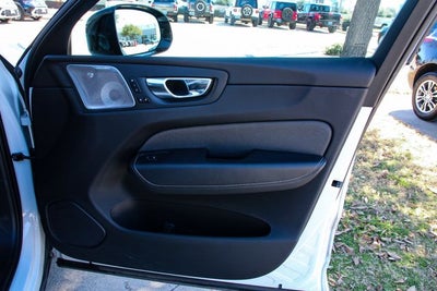 2022 Volvo XC60 Recharge Plug-In Hybrid T8 Polestar