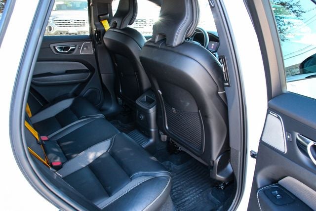 2022 Volvo XC60 Recharge Plug-In Hybrid T8 Polestar