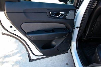 2022 Volvo XC60 Recharge Plug-In Hybrid T8 Polestar