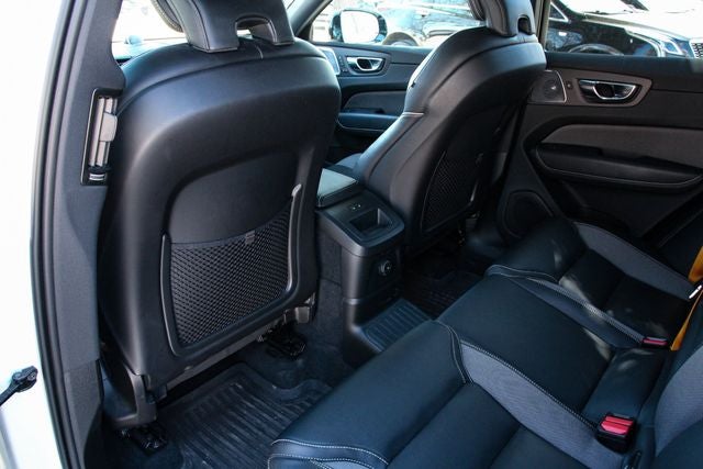 2022 Volvo XC60 Recharge Plug-In Hybrid T8 Polestar