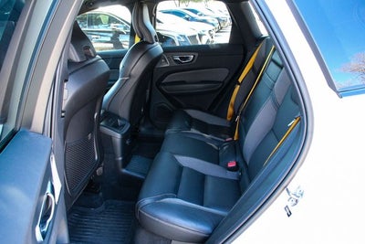 2022 Volvo XC60 Recharge Plug-In Hybrid T8 Polestar