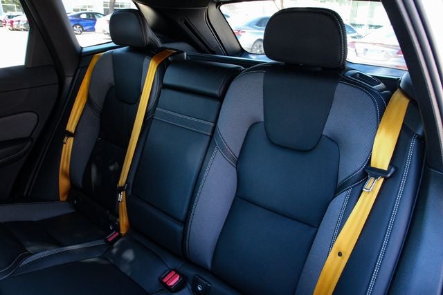 2022 Volvo XC60 Recharge Plug-In Hybrid T8 Polestar