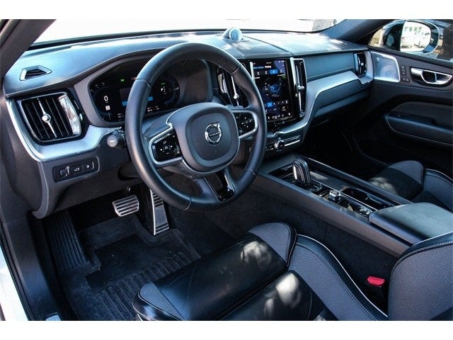 2022 Volvo XC60 Recharge Plug-In Hybrid T8 Polestar