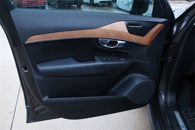 2023 Volvo XC90 B6 Plus 7-Seater