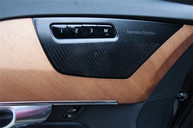 2023 Volvo XC90 B6 Plus 7-Seater