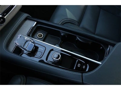 2024 Volvo XC90 Recharge Plug-In Hybrid Ultimate