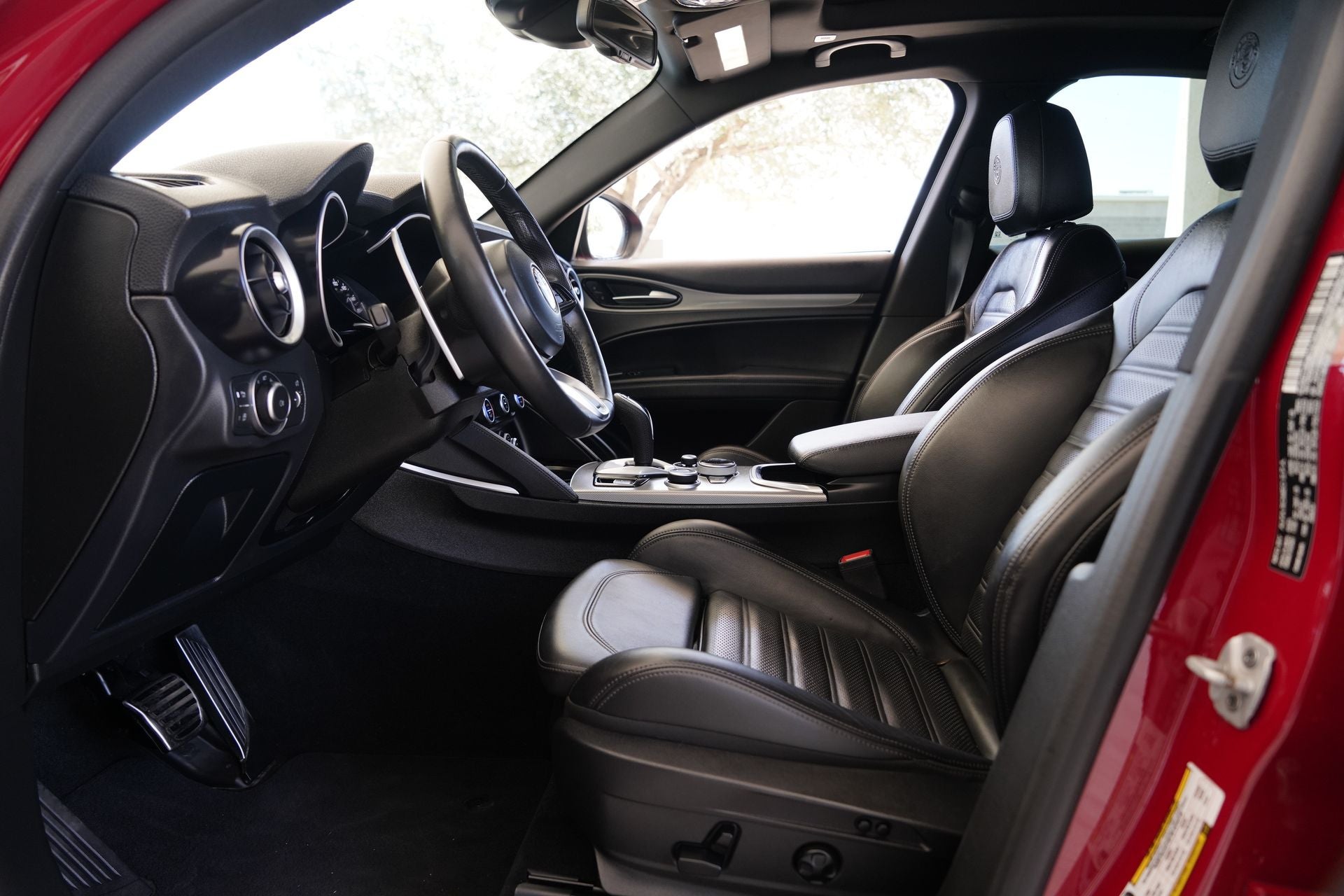 2023 Alfa Romeo Stelvio Veloce