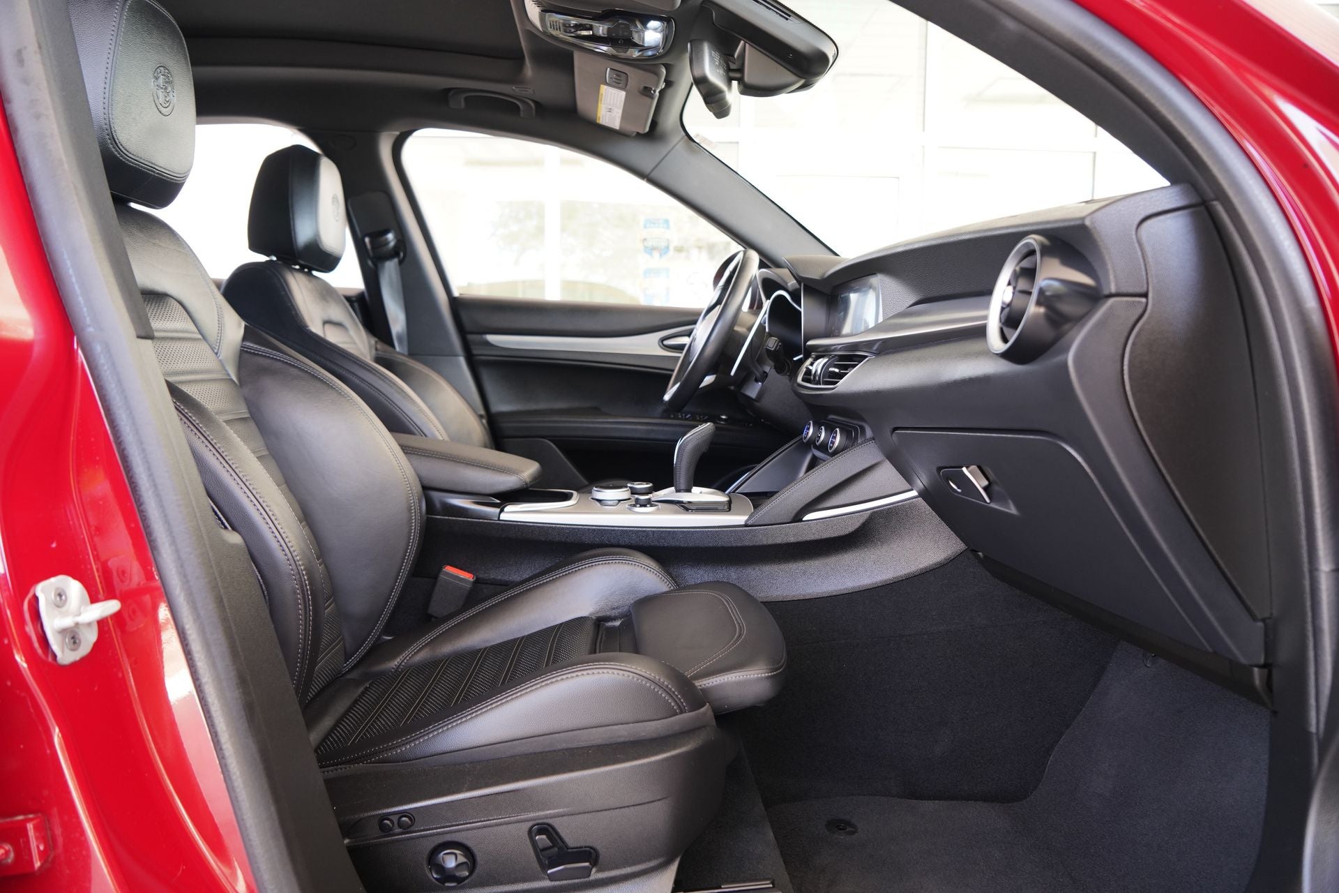 2023 Alfa Romeo Stelvio Veloce